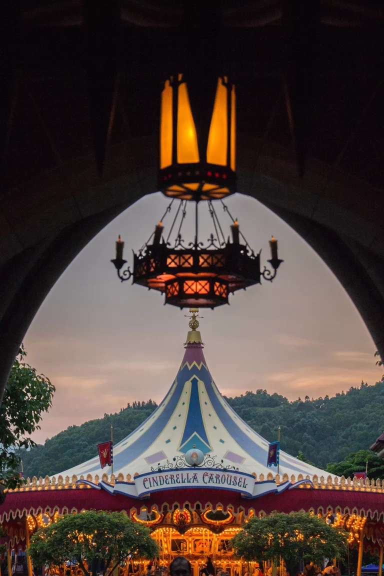 hong kong disneyland resort